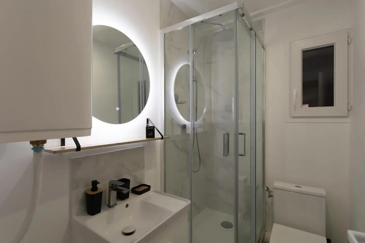 Apartment #16 1Bdr Flower Market, Old Town, 1Min Beach Ac Nice